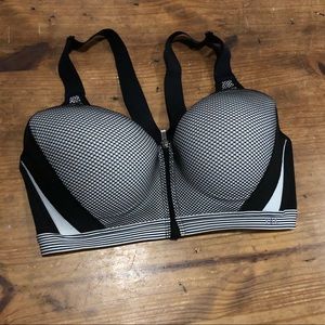 Front zip Victoria’s Secret sports bra
